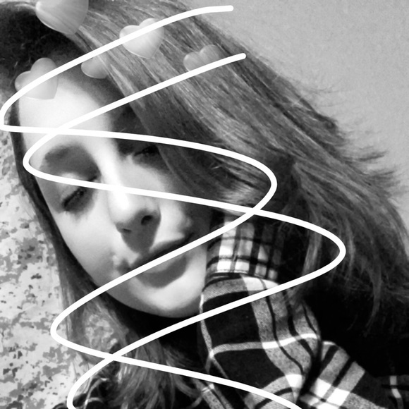 Meet your Posher, Brianna - Picture 1 of 1